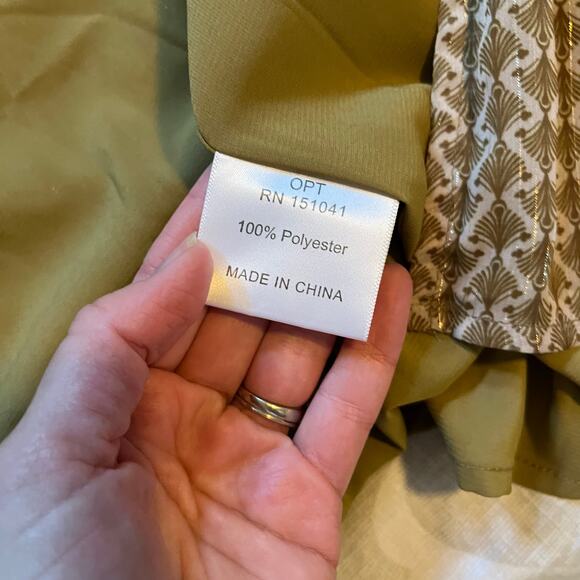 OPT Classic Smocked Long Sleeve
Front Slit Maxi Dress in Geo Print medium - Picture 7 of 11